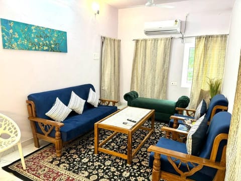 Wanderers Haven Apartment in Lucknow