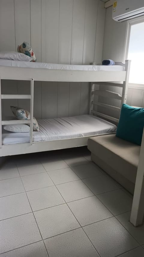 Bed, Photo of the whole room, Bedroom, bunk bed, towels