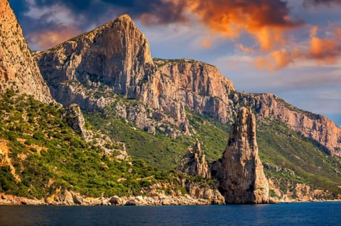 Nearby landmark, Natural landscape, Mountain view, Sea view