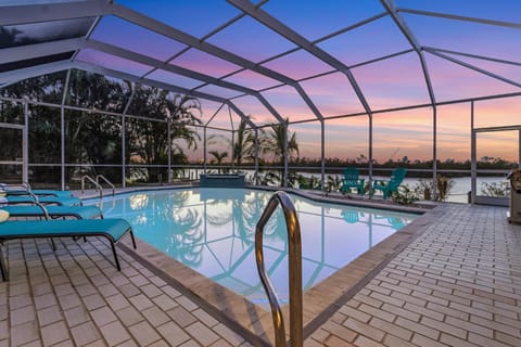 Pool, Canal Views, Sleeps 10-Villa Surfside Breeze- Roelens Vacations House in Cape Coral