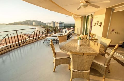 Bay View Grand Residencial Apartment in Ixtapa Zihuatanejo