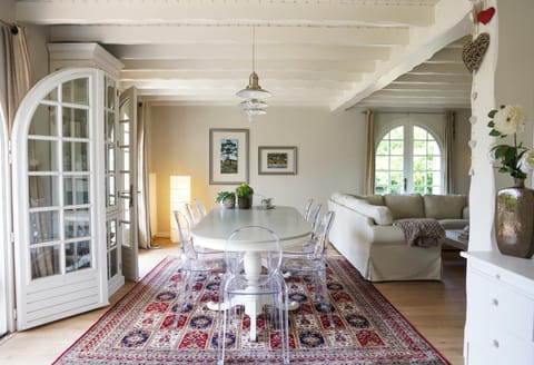 Chambres d'hôtes Villa Surcouf Übernachtung mit Frühstück in Andernos-les-Bains