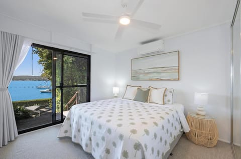 The Lake Escape House in Lake Macquarie