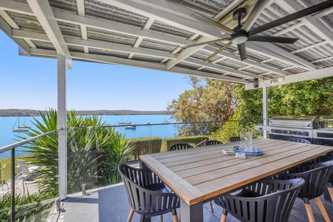 The Lake Escape House in Lake Macquarie