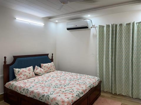 The feathers Apartment in Dehradun