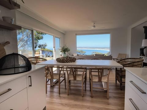 Natural landscape, Dining area, Sea view