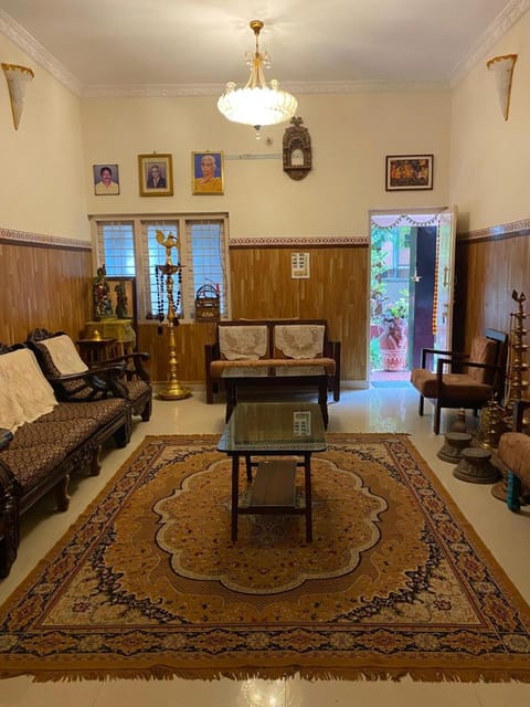 Vintage House Vacation rental in Mysuru