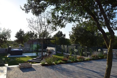 Inner courtyard view