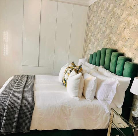 Neo BNB Bed and Breakfast in Sandton