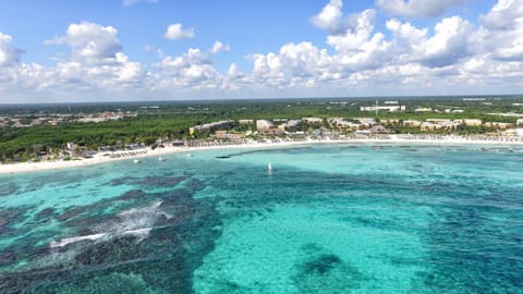 Bird's eye view, View (from property/room), Landmark view, Sea view