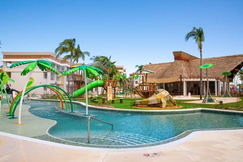 Day, Children play ground, Aqua park, Pool view, Swimming pool, sunbed