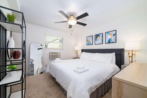 Sojourn's Harborage Pet-Friendly Apartment in Norfolk