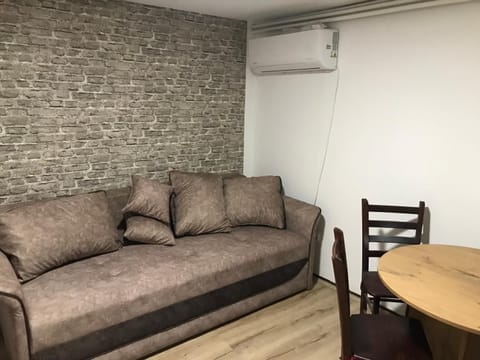 Family escape apartment free parking Apartment in Belgrade