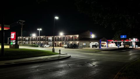 CourtesyStay Motel in Mansfield