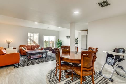 Family-Friendly Aurora Apt with Shared Patio! Apartment in Aurora