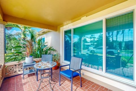 Nautilus Tropical Breeze House in Dania Beach