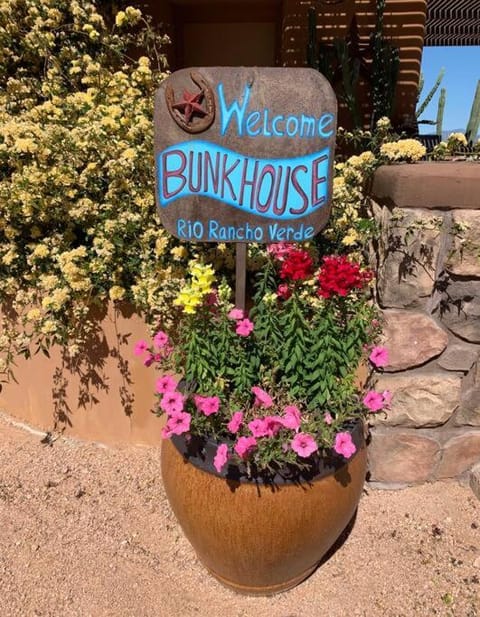 Serene & Secluded - Heart of the Sonoran Desert Bunkhouse Casita Apartment in Scottsdale