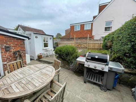 Gloucester Cottage House in Bosham