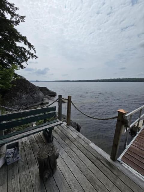 Peaceful Green Lake Get-A-Way Chalet in Ellsworth