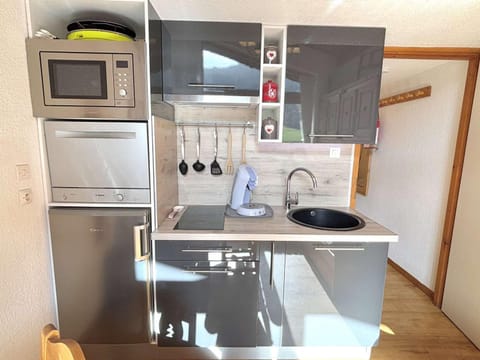 Studio alcôve 3 pers avec terrasse près des pistes et parking à Praz-sur-Arly - FR-1-603-112 Apartment in Megève