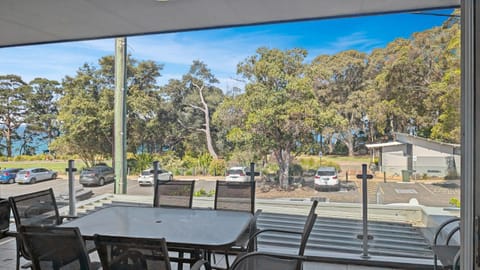 Aqua Vista by Experience Jervis Bay Apartment in Huskisson