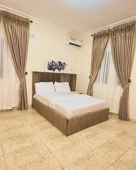 JABI Purple Hibiscus Apartment in Abuja