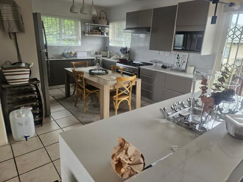 Seabreeze Retreat Home House in Port Alfred