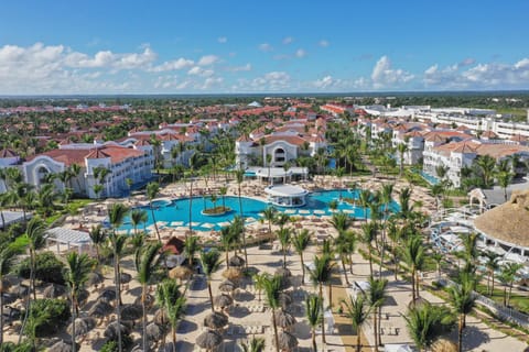 Bird's eye view, View (from property/room), Beach, Garden view, Pool view, Sea view