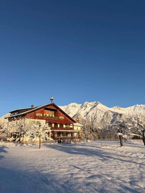 Landhotel Gasthof Eichhof Natters Hotel in Innsbruck