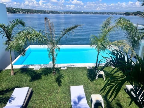 Casa Mediterránea, lujo y confort junto al lago House in Tequesquitengo