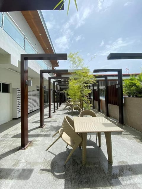 Garden, Balcony/Terrace, Balcony/Terrace, Lounge or bar, Business facilities