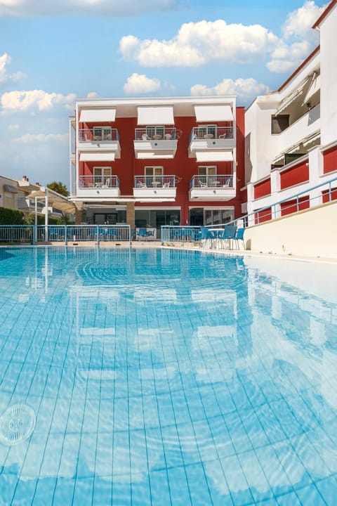 Property building, Swimming pool