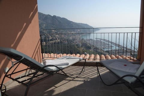 Balcony/Terrace, City view, Sea view