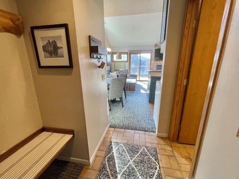 Ski in Ski out Top Floor Condo with Pools, Hot tub and more Maison in Lutsen