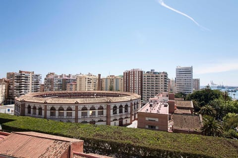 Property building, On site, City view, Landmark view, Sea view, Street view