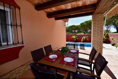 Villa Carmen - Holiday Chiclana Villa in Chiclana de la Frontera