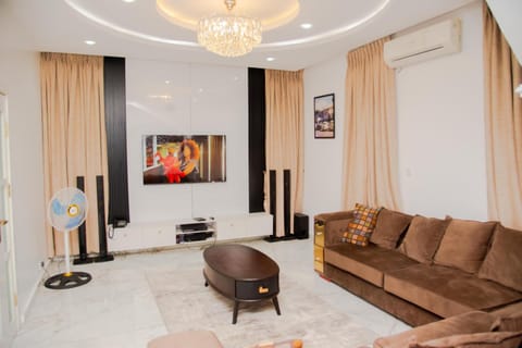 D2LUXURYSUITEs Apartment in Lagos