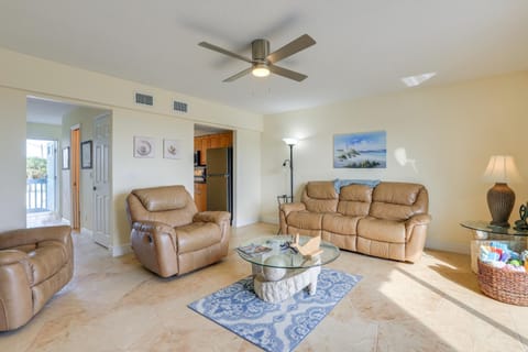 Oceanside Beachfront Fort Pierce Retreat House in Fort Pierce