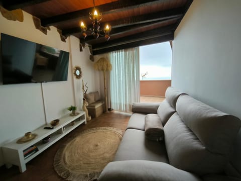 TV and multimedia, Living room, Sea view