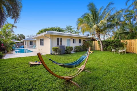 Walking from the beach 3Br Villa House in Lauderdale-by-the-Sea