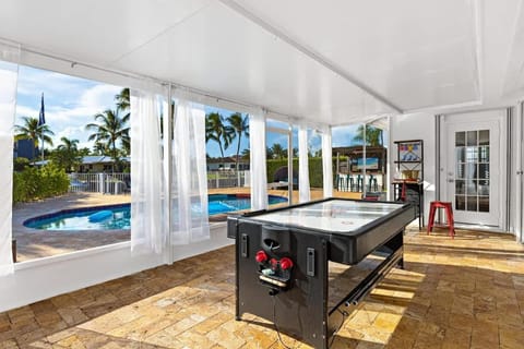 Adorable Villawith water front in Pompano House in Lauderdale-by-the-Sea