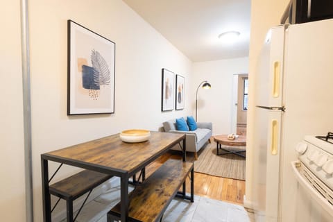 2BD 1BTH Apt in the Upper East side! Apartment in Upper East Side