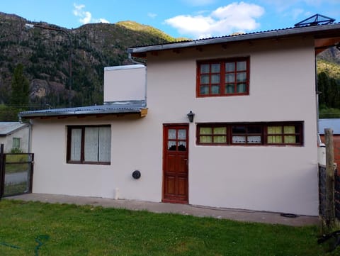 Casita Los Samoyedos Casa in Lago Puelo