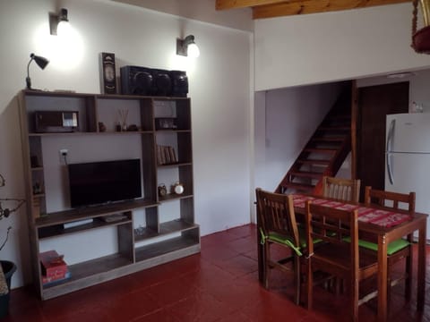 Communal lounge/ TV room, TV and multimedia, Living room, Dining area