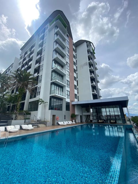 Property building, Pool view