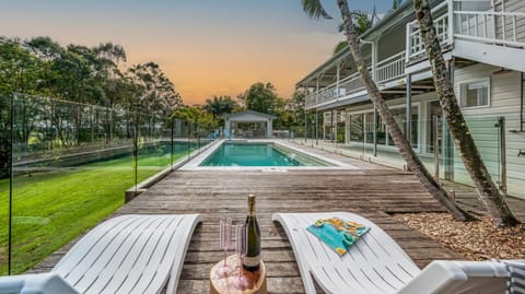 Pool view, Swimming pool, sunbed