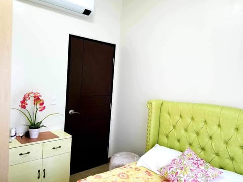 LSY residence, St Honore 5J , 2 bedrooms Apartment in Iloilo City