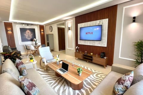 Communal lounge/ TV room, TV and multimedia, Living room, Seating area