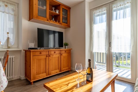 TV and multimedia, Evening entertainment