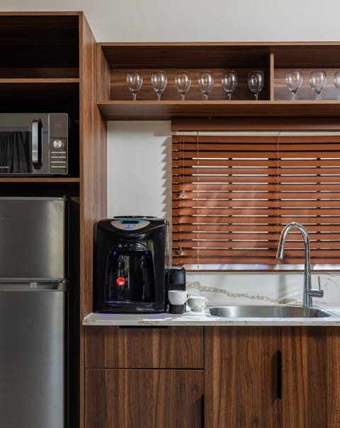 Coffee/tea facilities, Kitchen or kitchenette